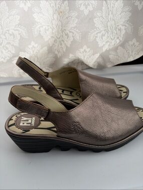 Fly London Metallic Bronze Leather Slingback Mules size 39 women’s 8.5